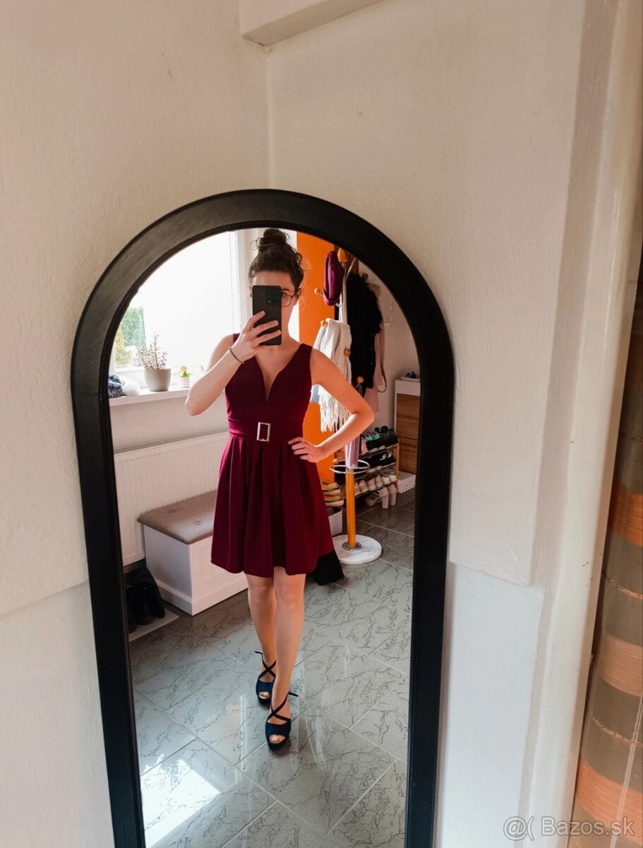 Elegantné šaty