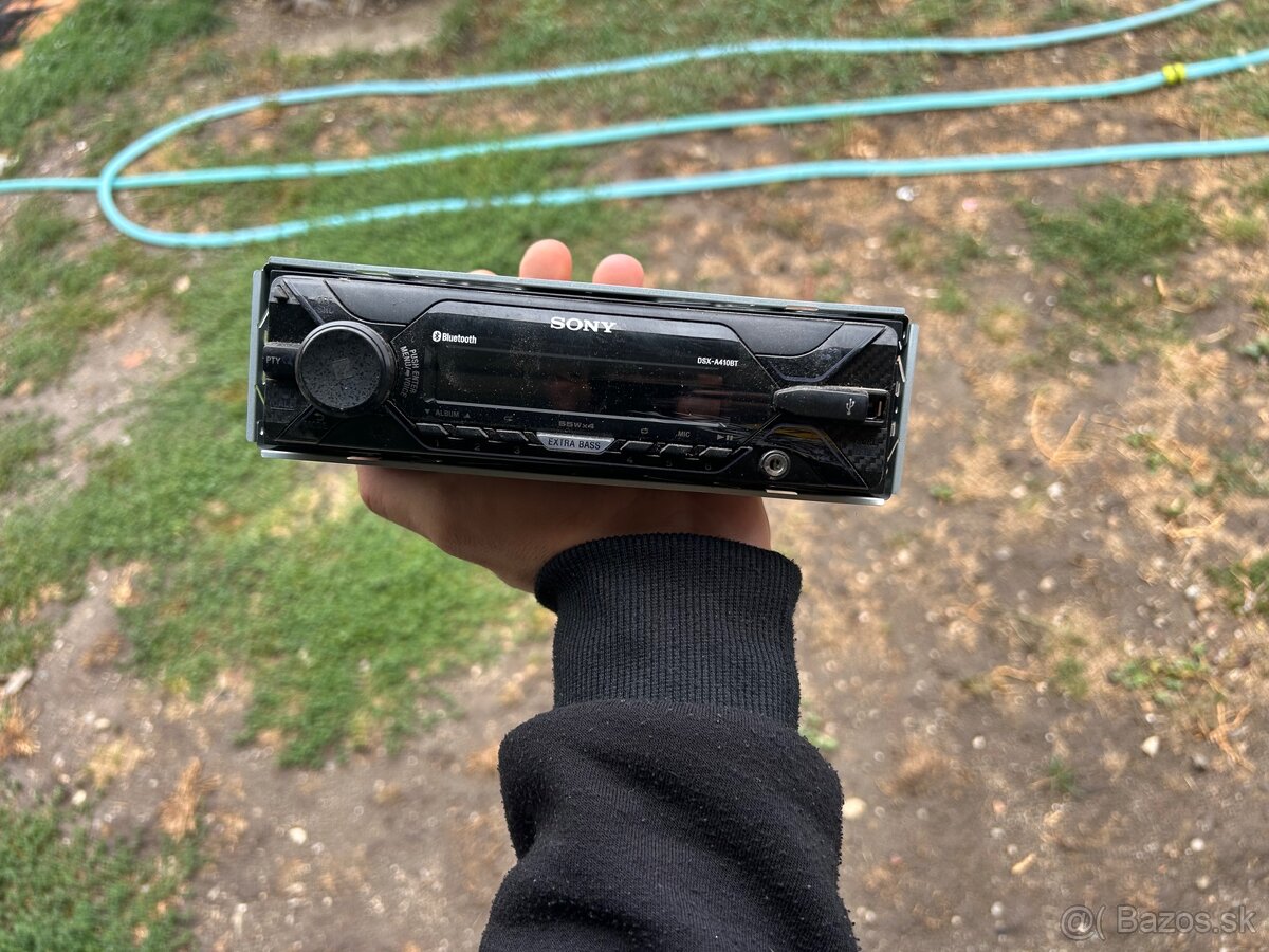 Audio systém