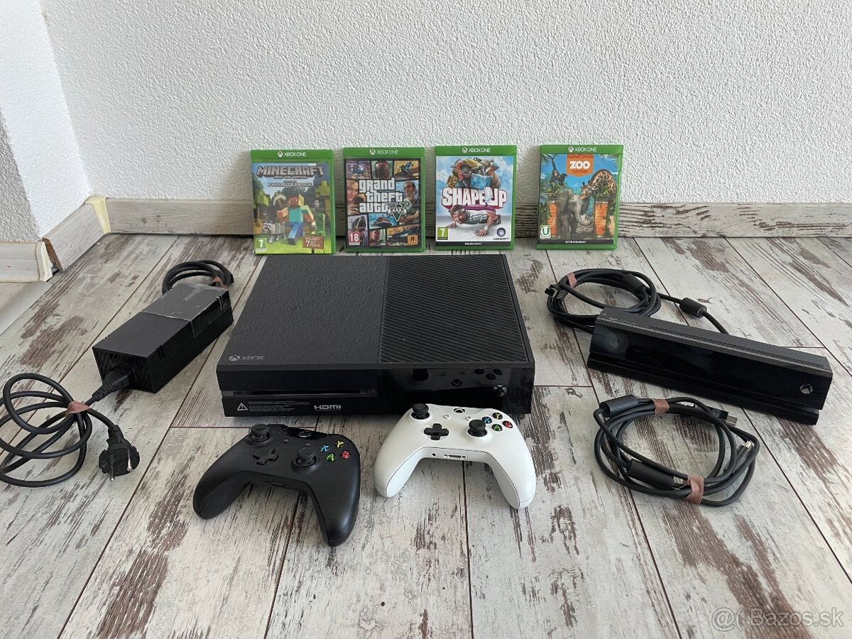 XBOX ONE s kinect senzorom + 2x ovládač a 4x hra