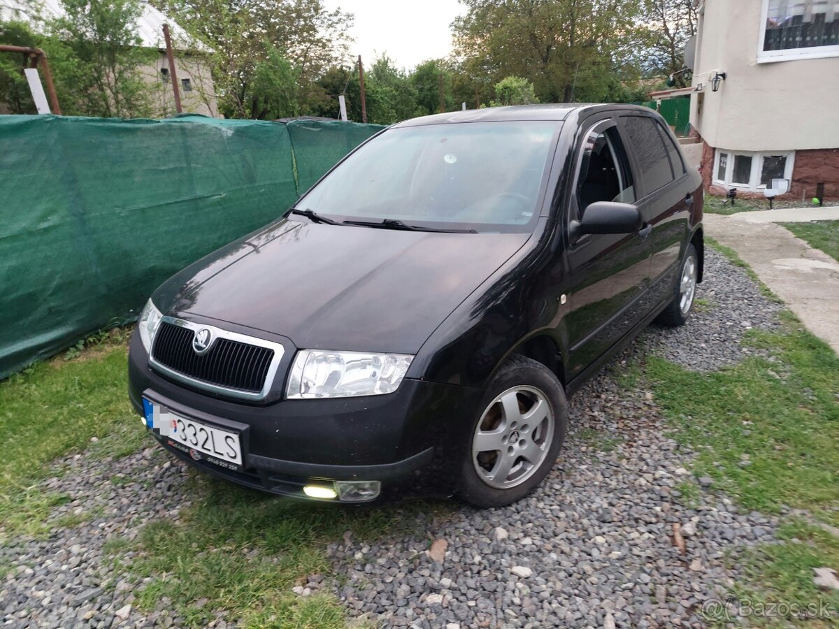 Škoda Fabiu 1.2 benzín 47Kw r.v2003