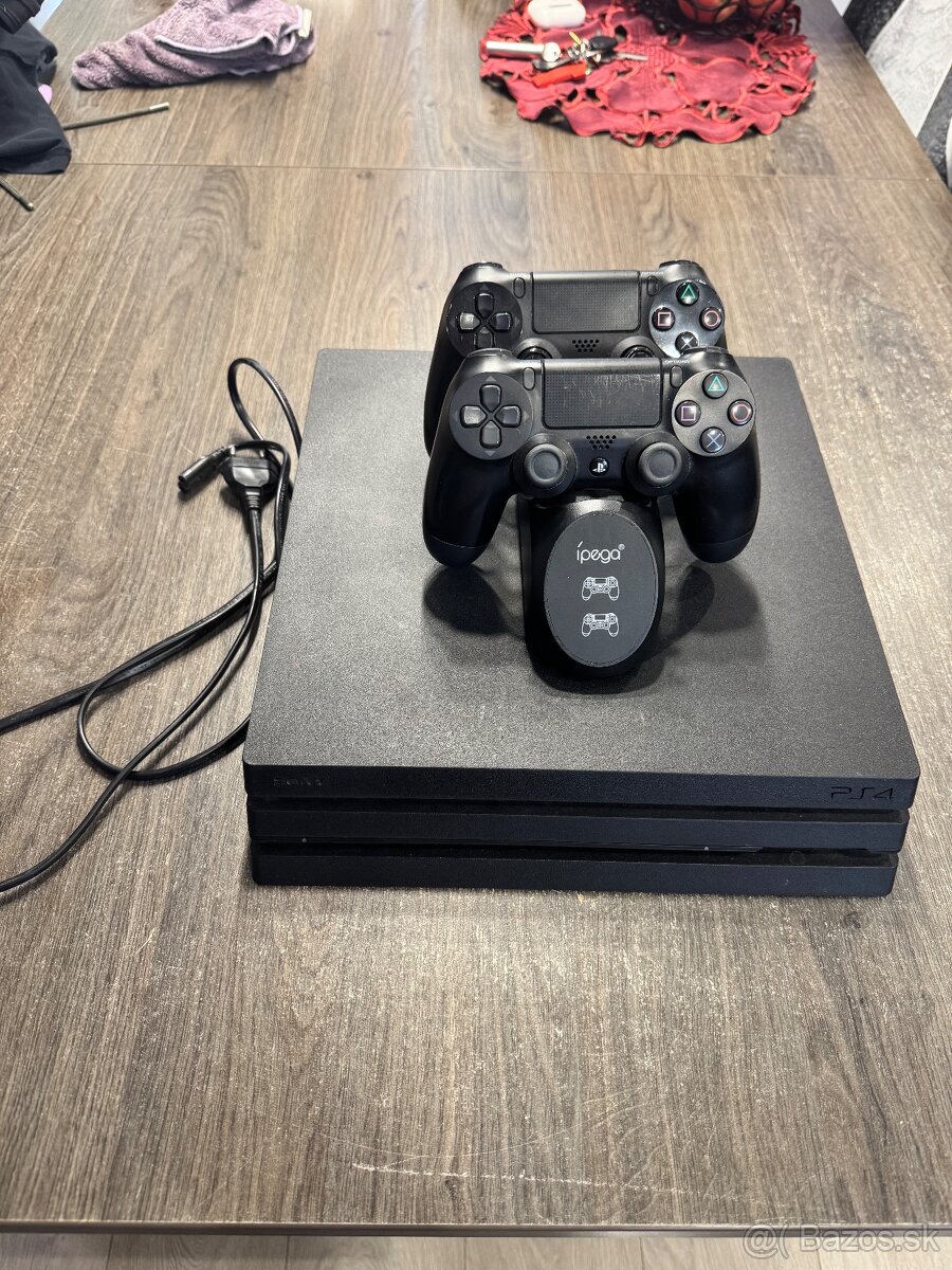 Playstation 4pro 1tb + Playstation VR