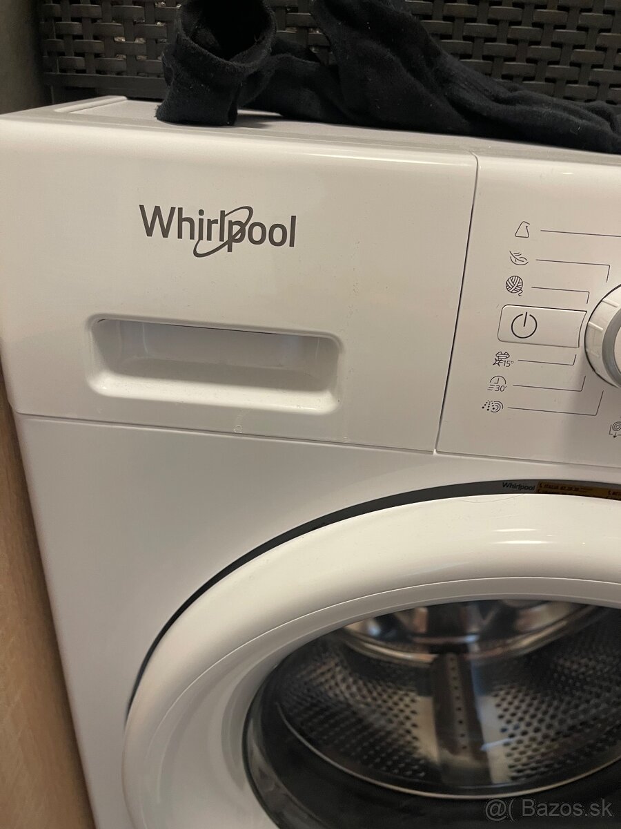 Práčka Whirlpool