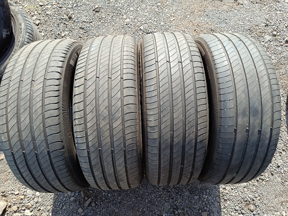 Letné pneumatiky 215/55 R17 Michelin