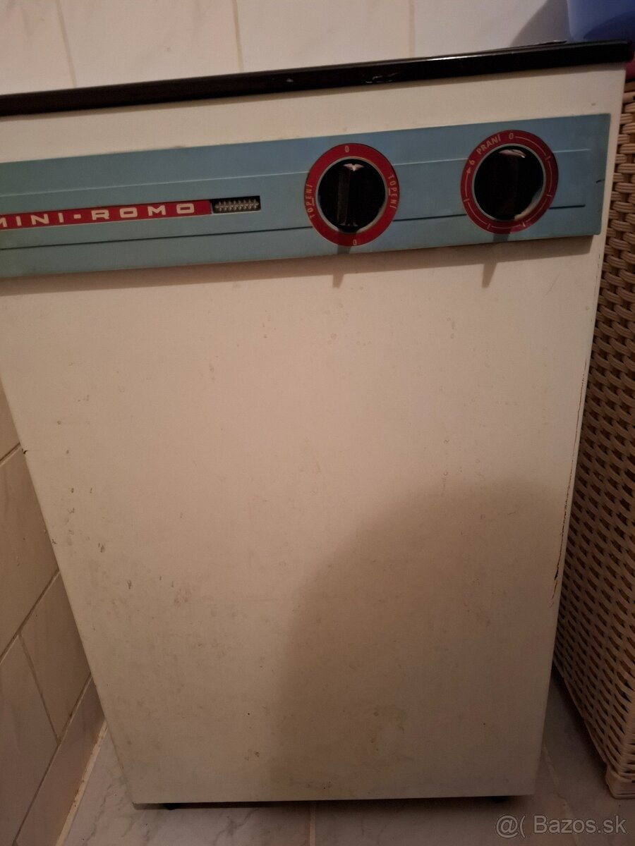 Pračka Romo odstredivka retro