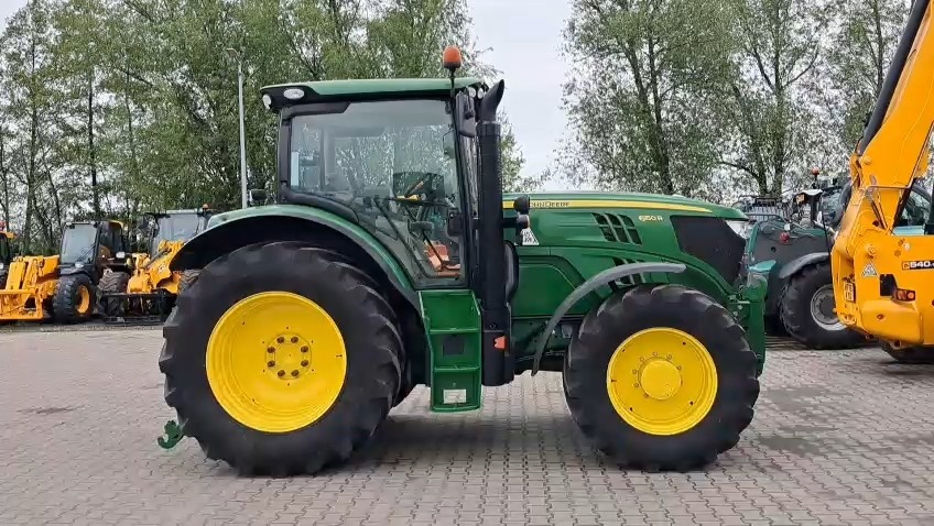 Kúpim John Deere