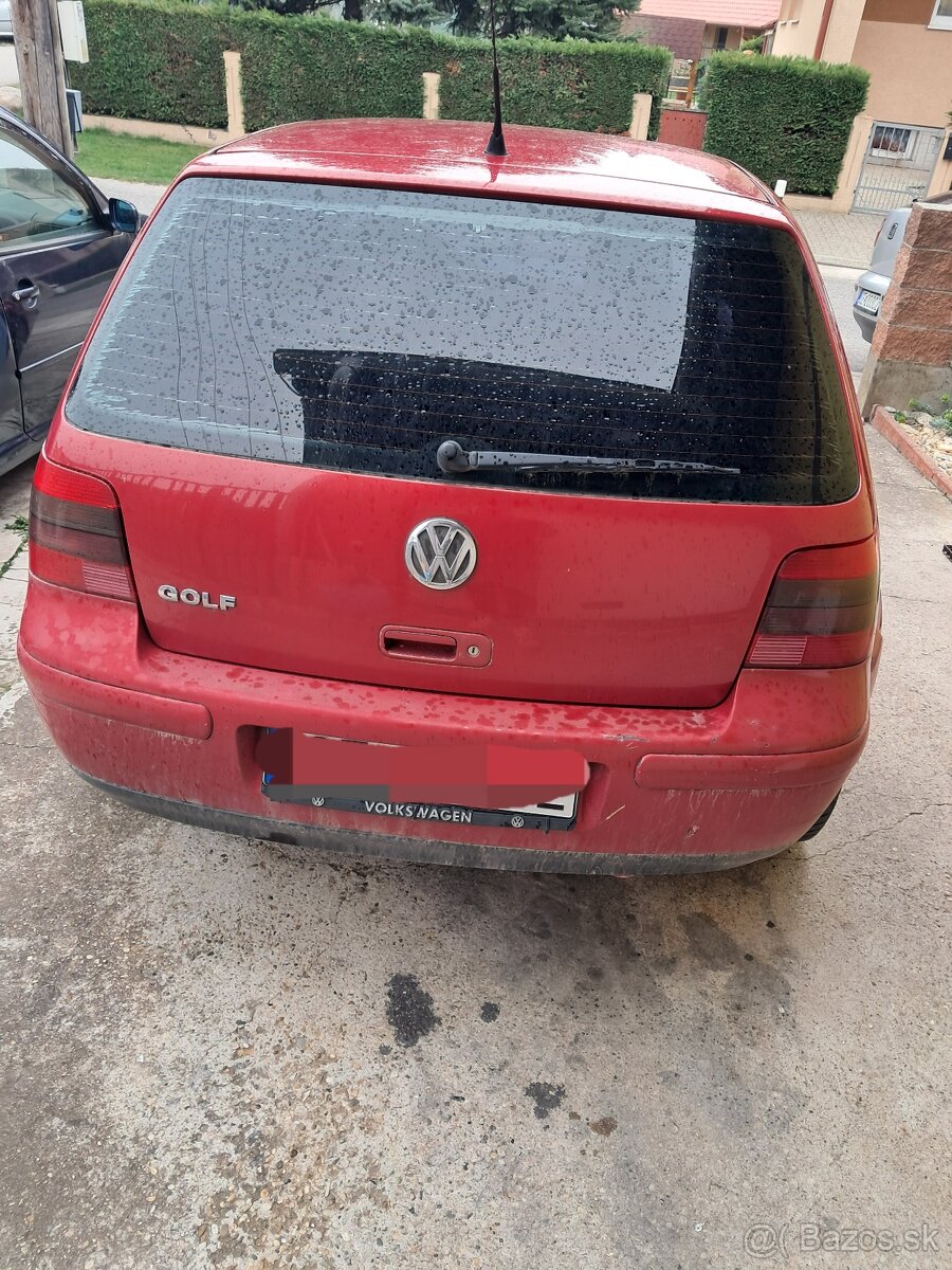 Predám zadné kufrové dvere golf 4