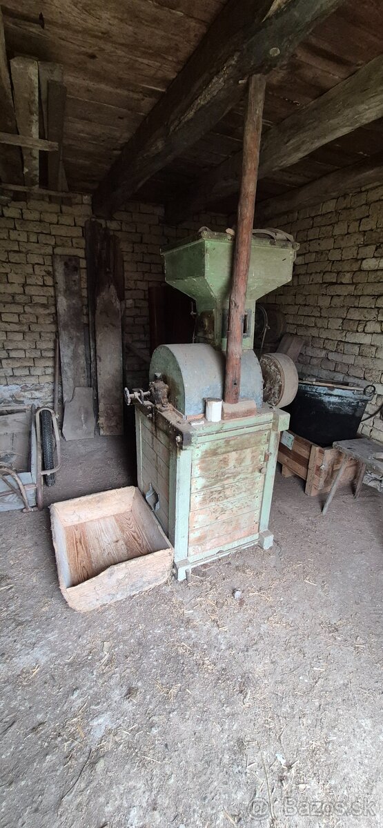 Srotovnik a bruska