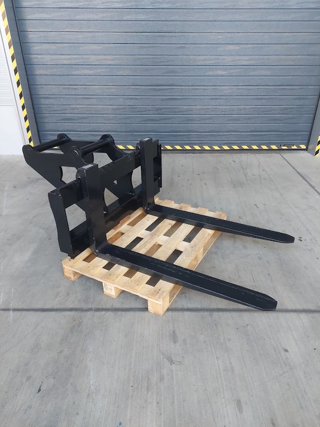 Paletizačné vidly na bager Takeuchi TB2150 15 ton