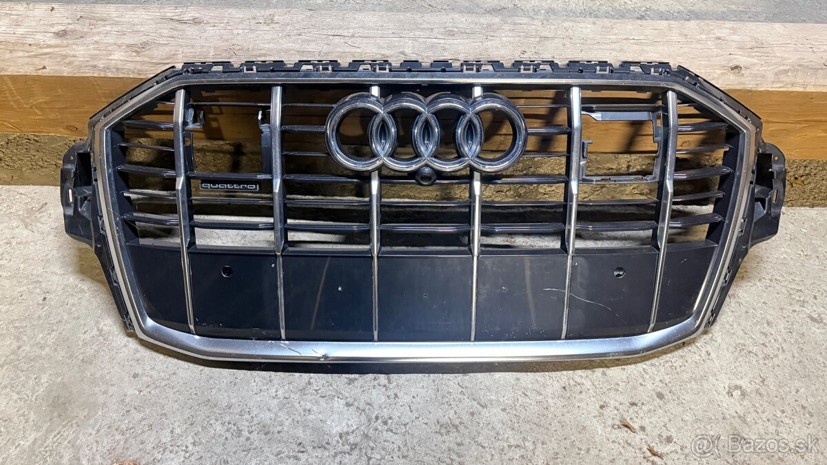 Maska Audi Q7