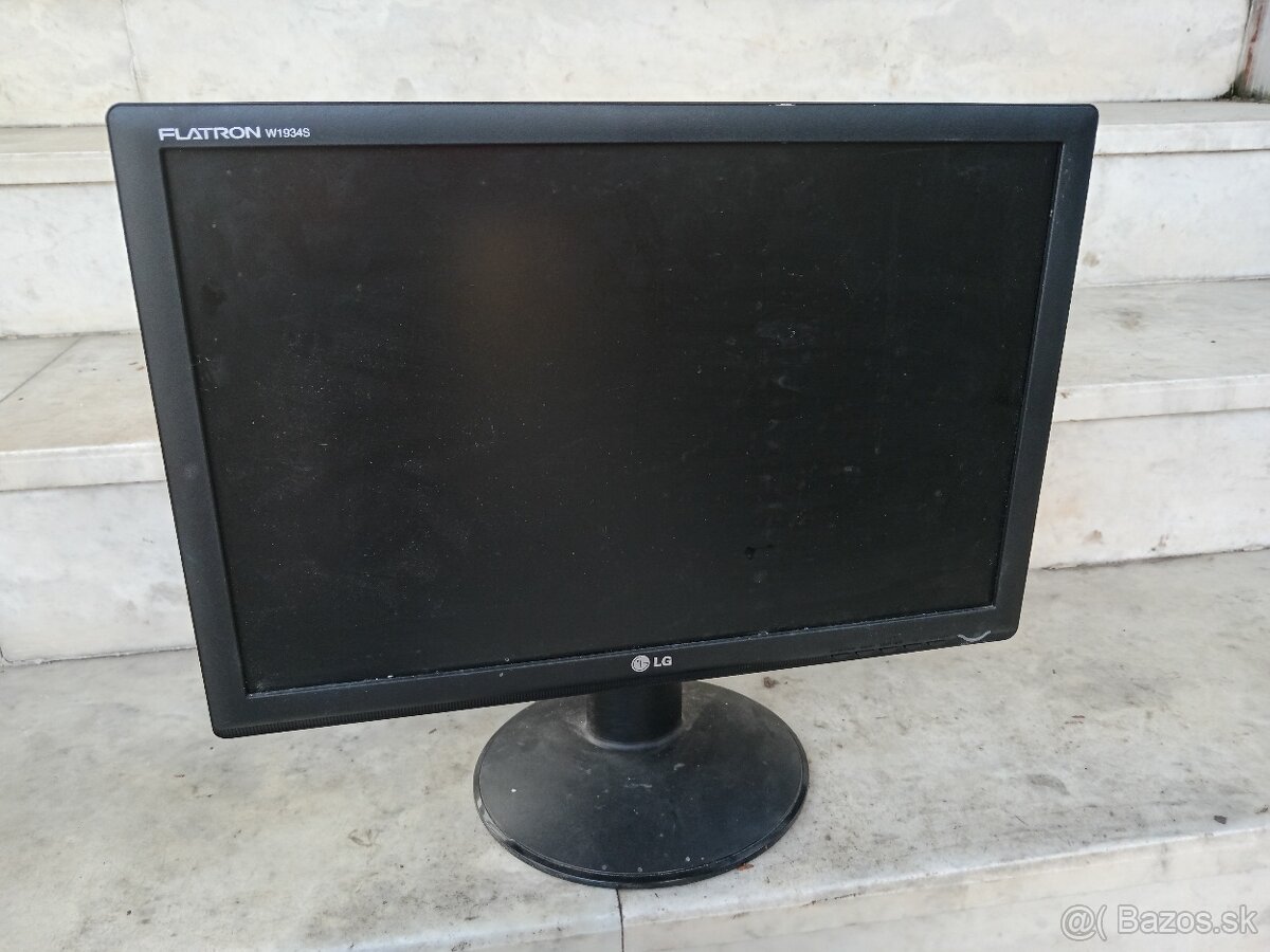 Predám LCD monitor LG Flatron W1934S