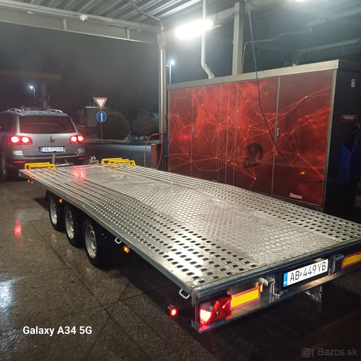 Privesný vozik 3napravový niewadow