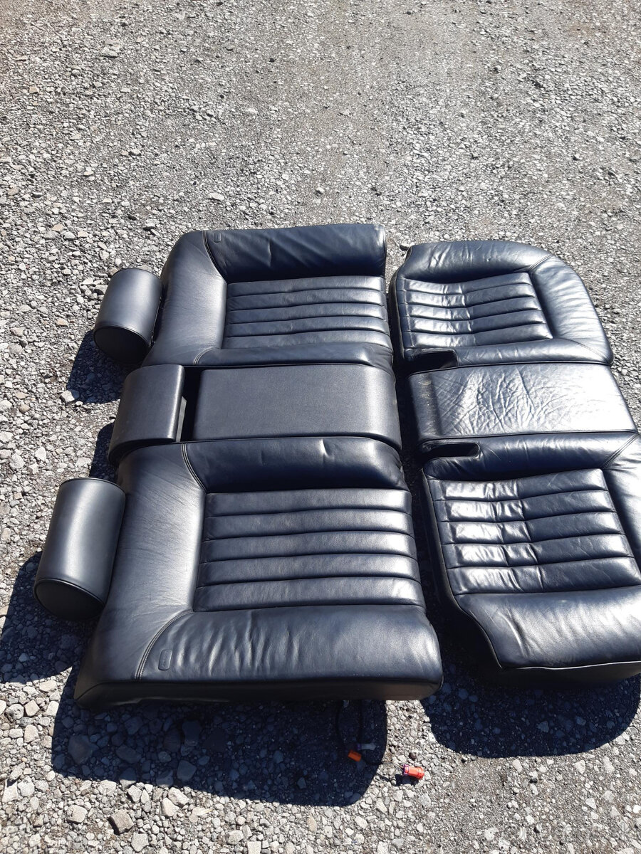 AUDI A8, S8 D2 - zadní sedačky