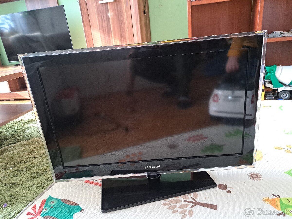 Samsung LCD TV