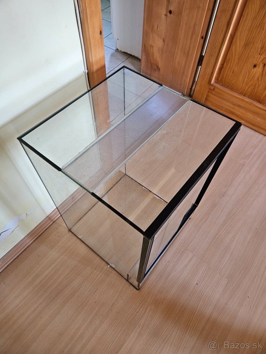 Terarium v60 h40 š40