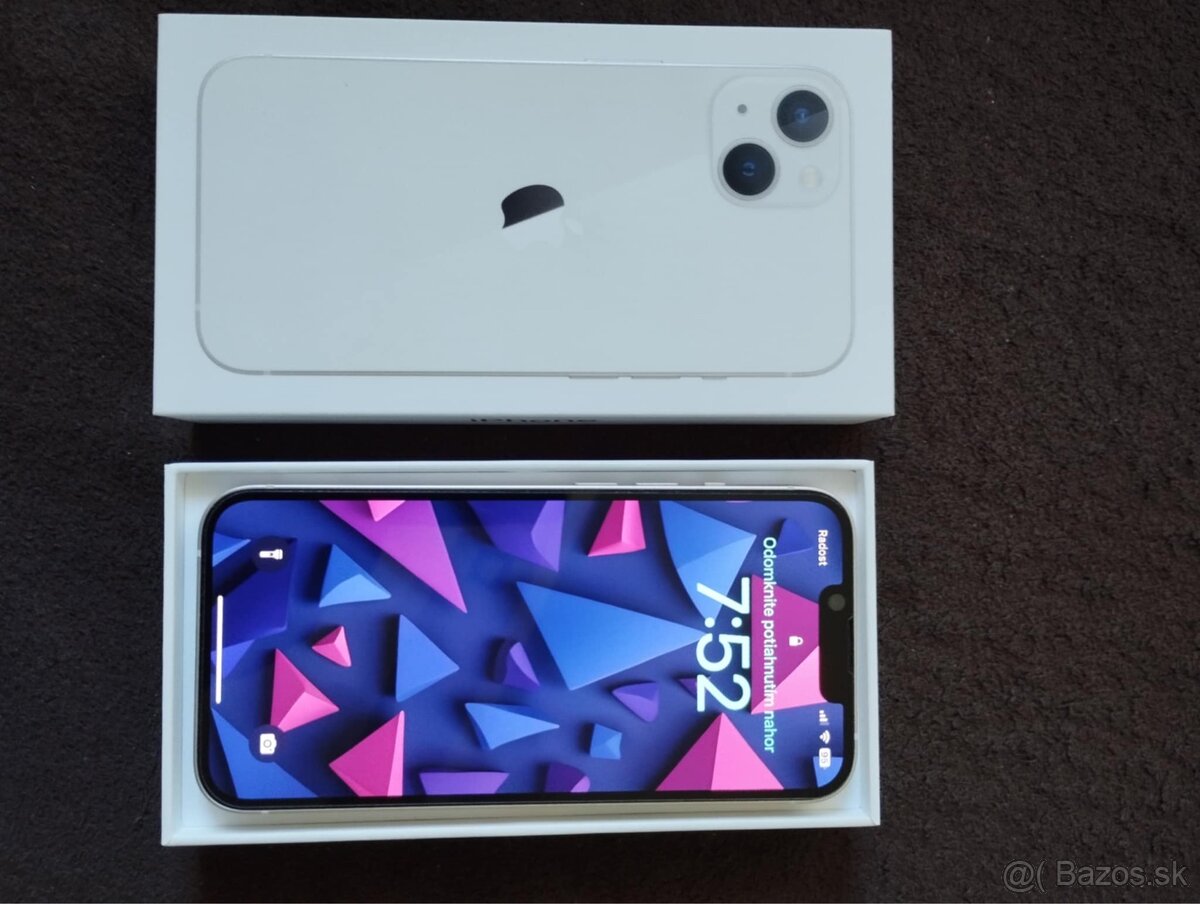 Apple iPhone 13