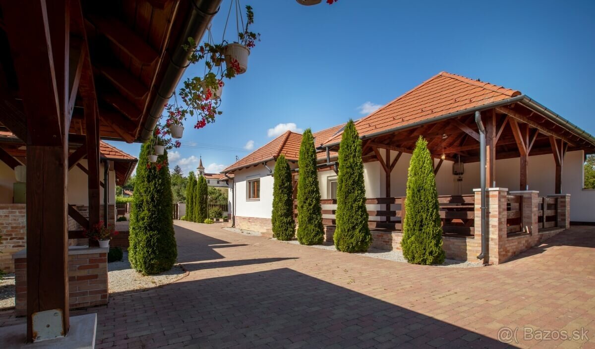 2xVIDIECKY DOM, Meszes, ZARIADENÝ, veľký pozemok