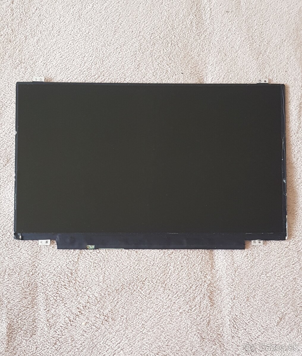 LCD 14 HD SLIM 30PIN-S úchytom