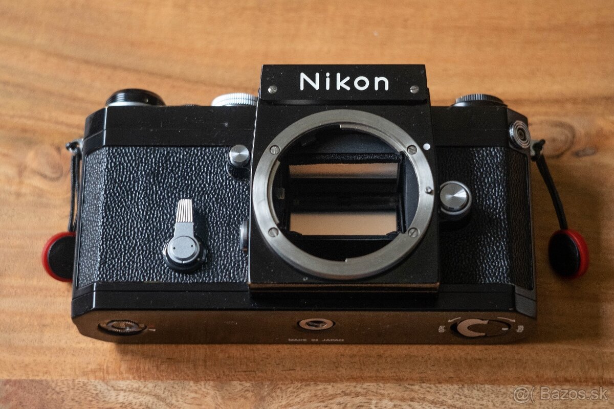 Nikon F_Nikkor 50mm_28mm