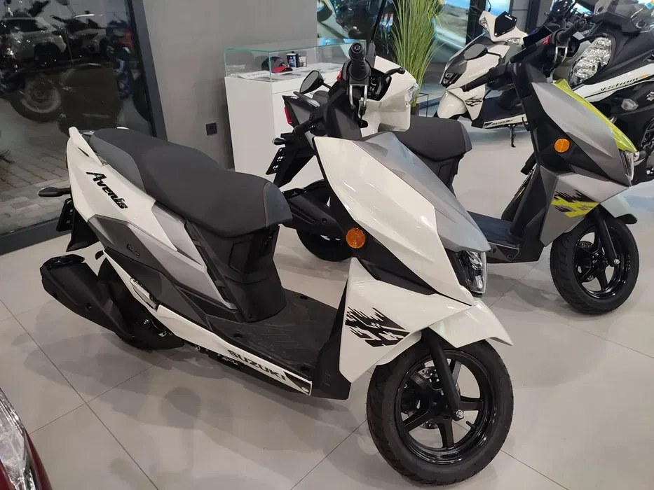 Suzuki Avenis 125