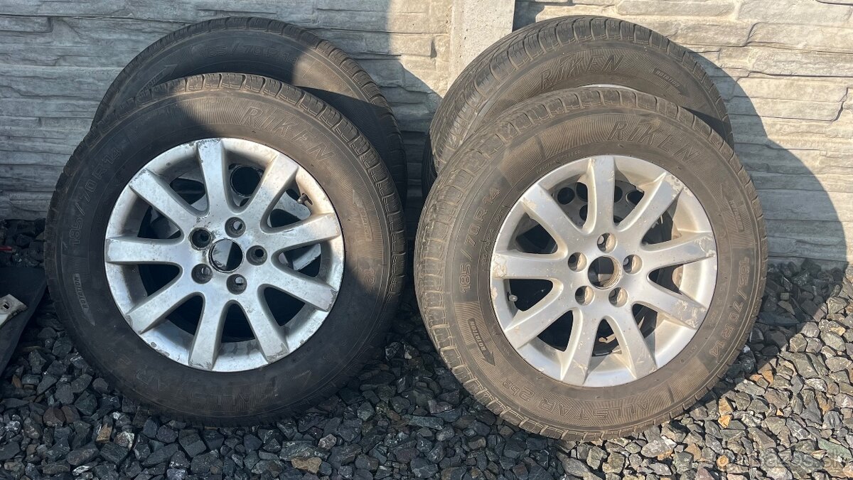 5x100+letne pneu 185/70R14