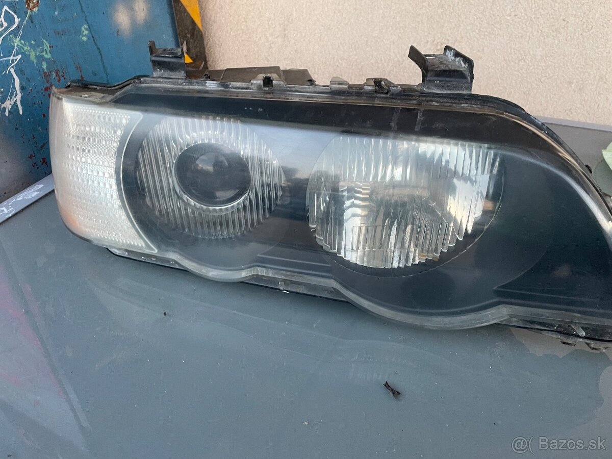 Predám predné svetlá BMW X5 E53 xenón