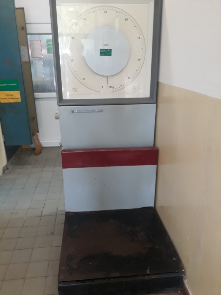 Váha do 100kg