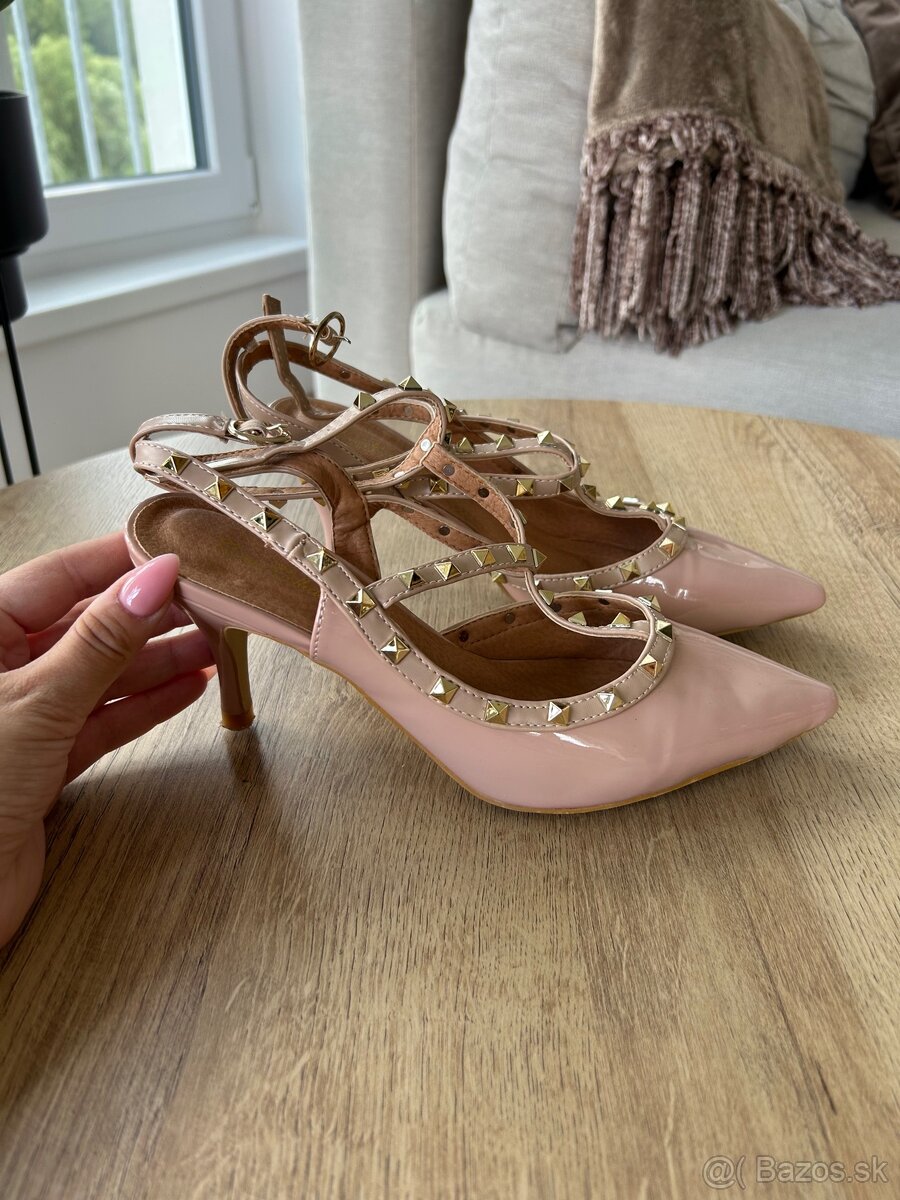 Lodičky v štýle Louboutin veľ. 39