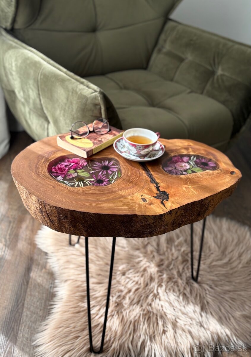 Kávový stolík