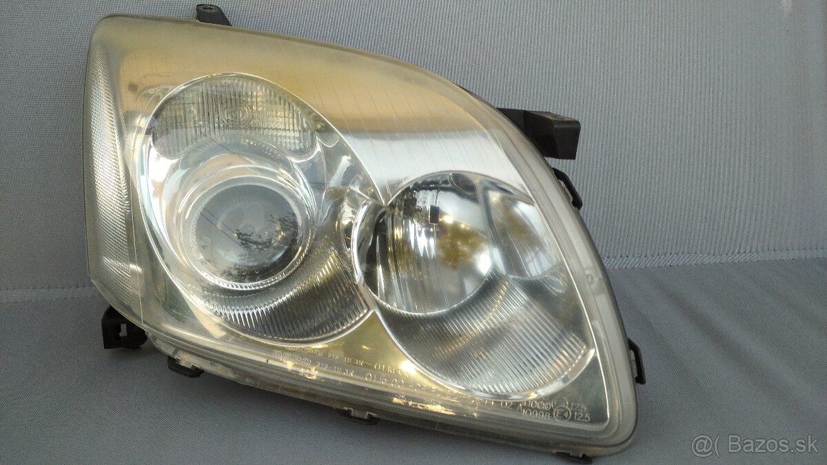 Toyota Avensis T25