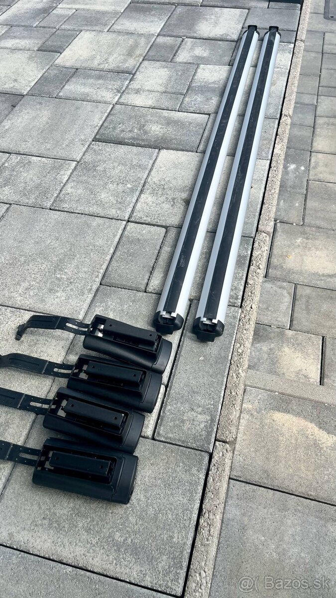 Thule strešne nosiče Toyota Rav 4