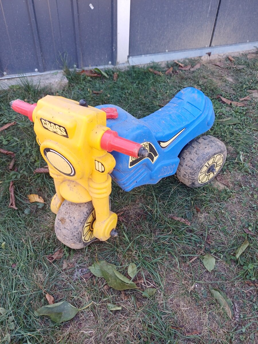 Chlapcenske odrazadlo