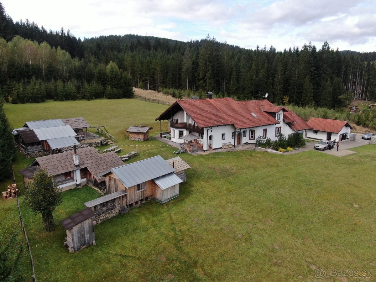Rezidencia v prekrásnej slovenskej prírode / Makov 14 326 m²