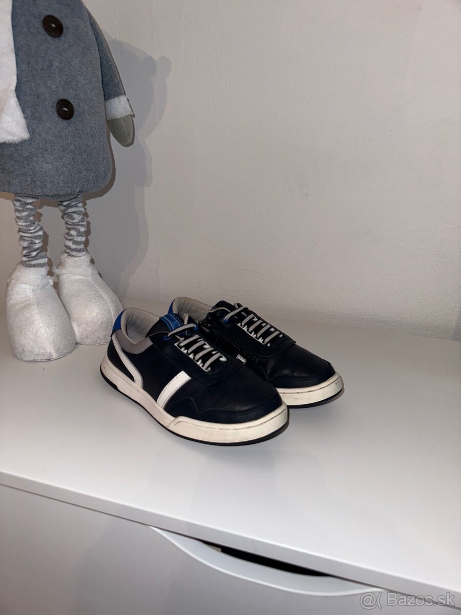 Predám chlapčenské topánky Mayoral