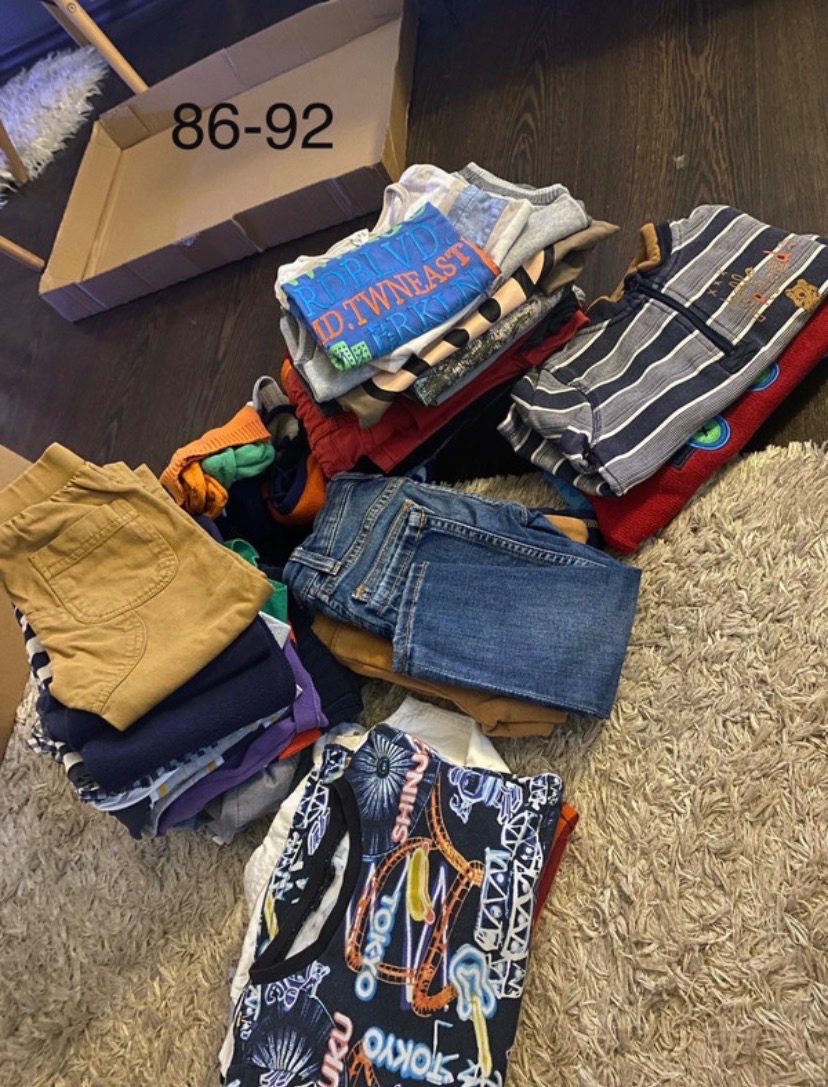 Bálik chlapčenského oblečenia 86-92