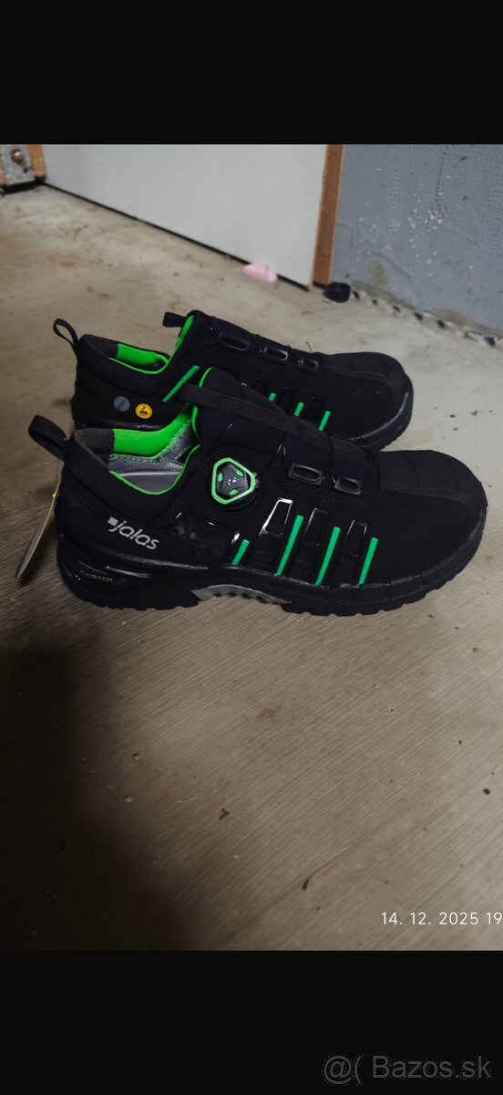 Predam pracovnú obuv