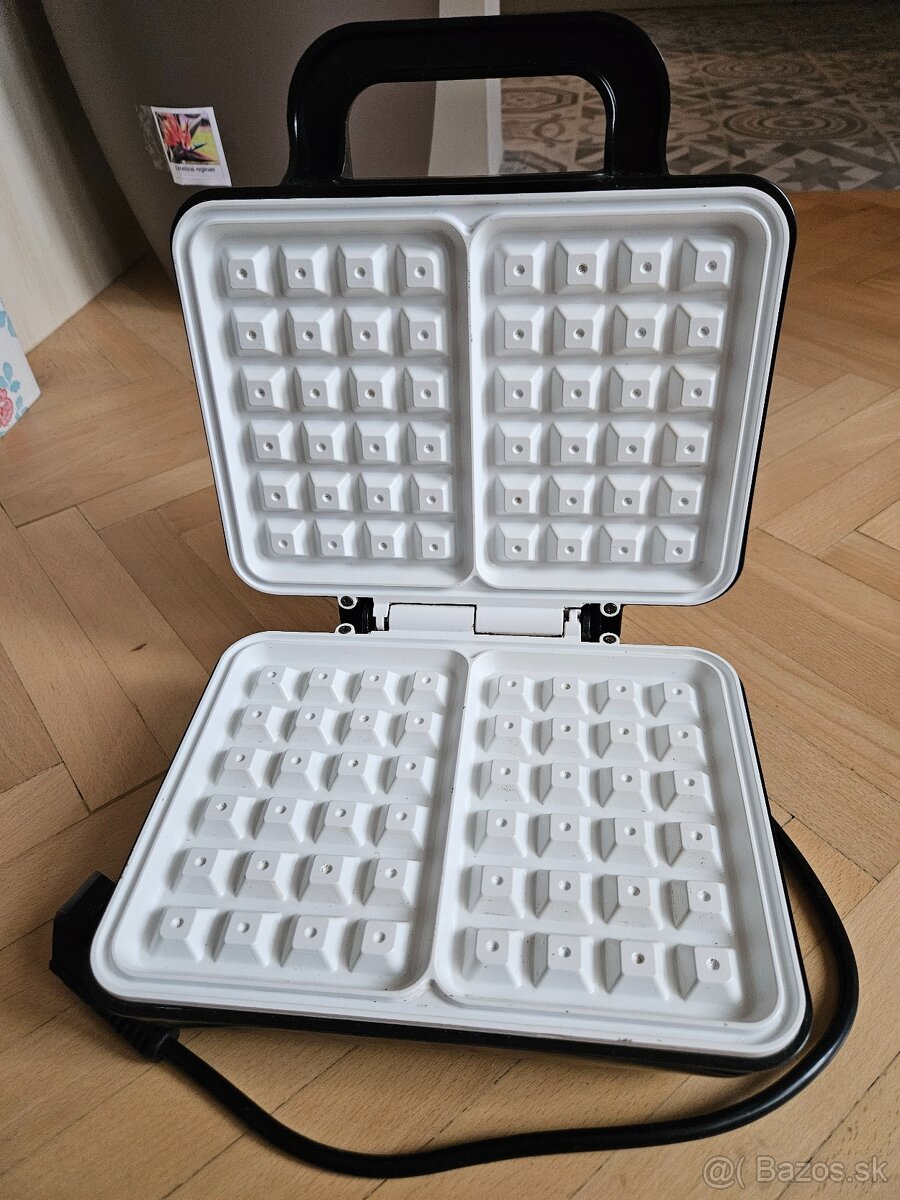 Vaflovač Concept VF3040