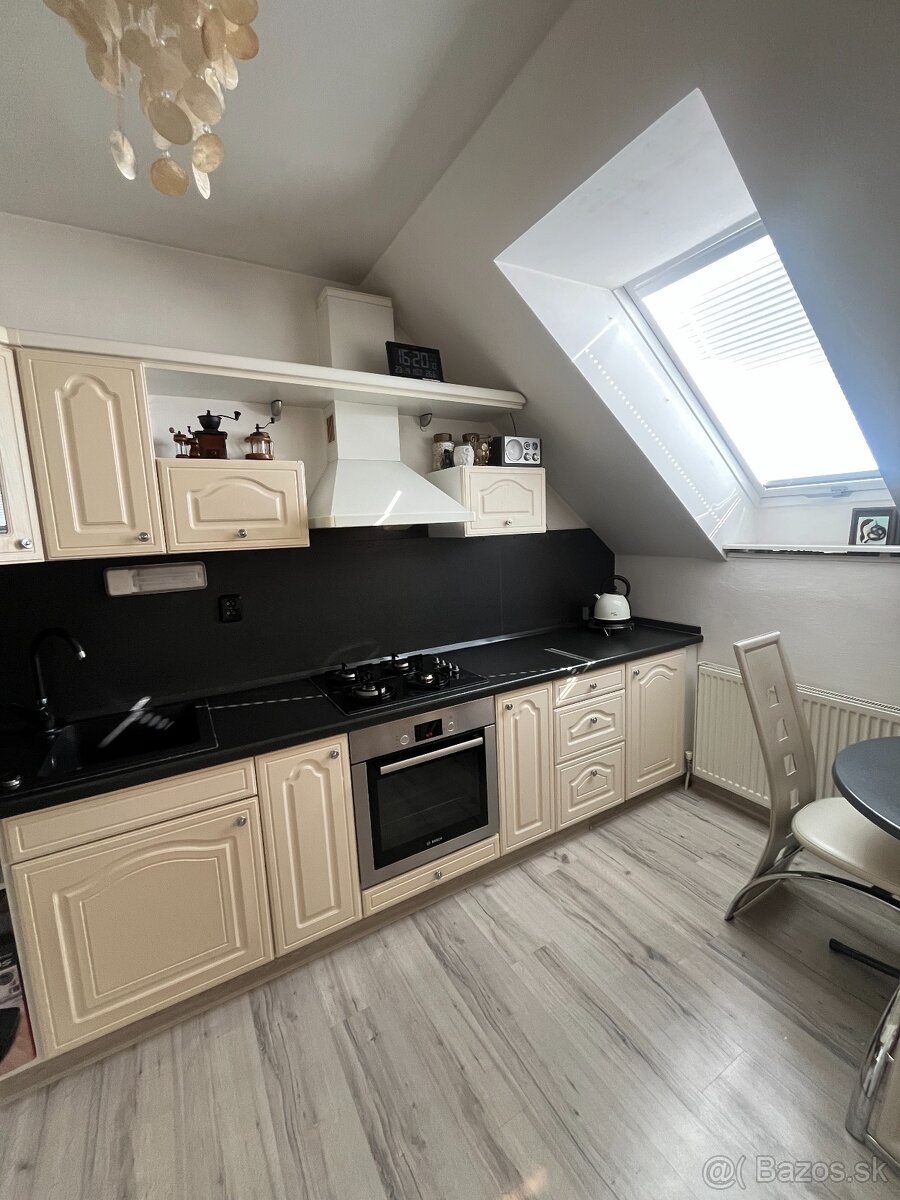 Znížená cena Exkluzívne 2 izb. byt na Čermáni