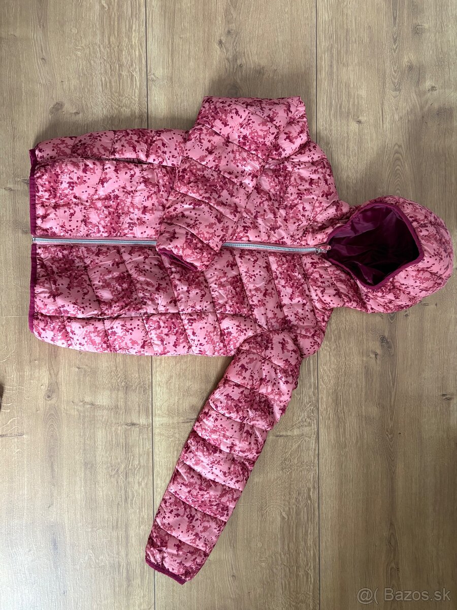 Prechodná dievčenská bunda