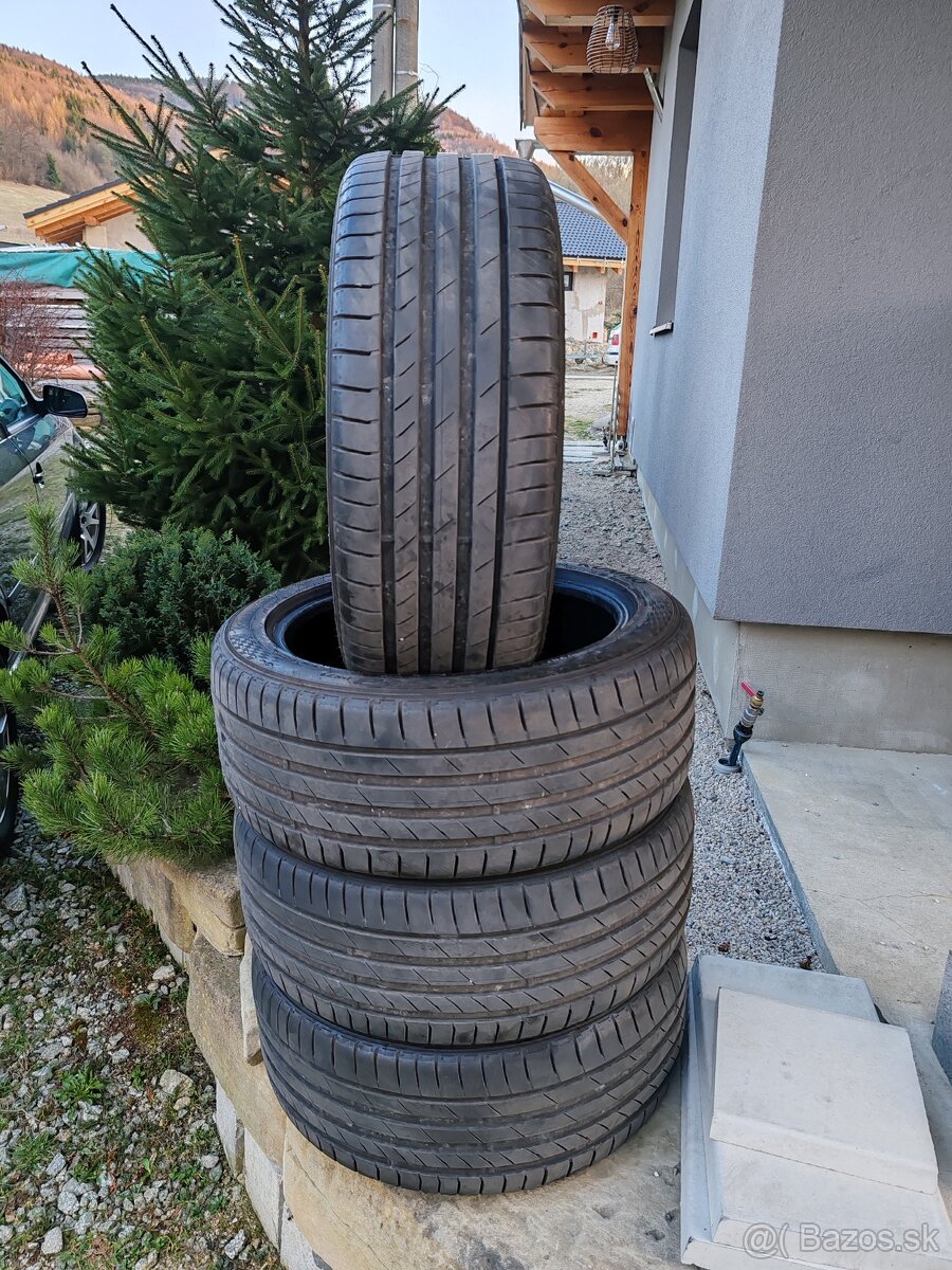 225/45 ZR17 KUMHO ECSTA PS71