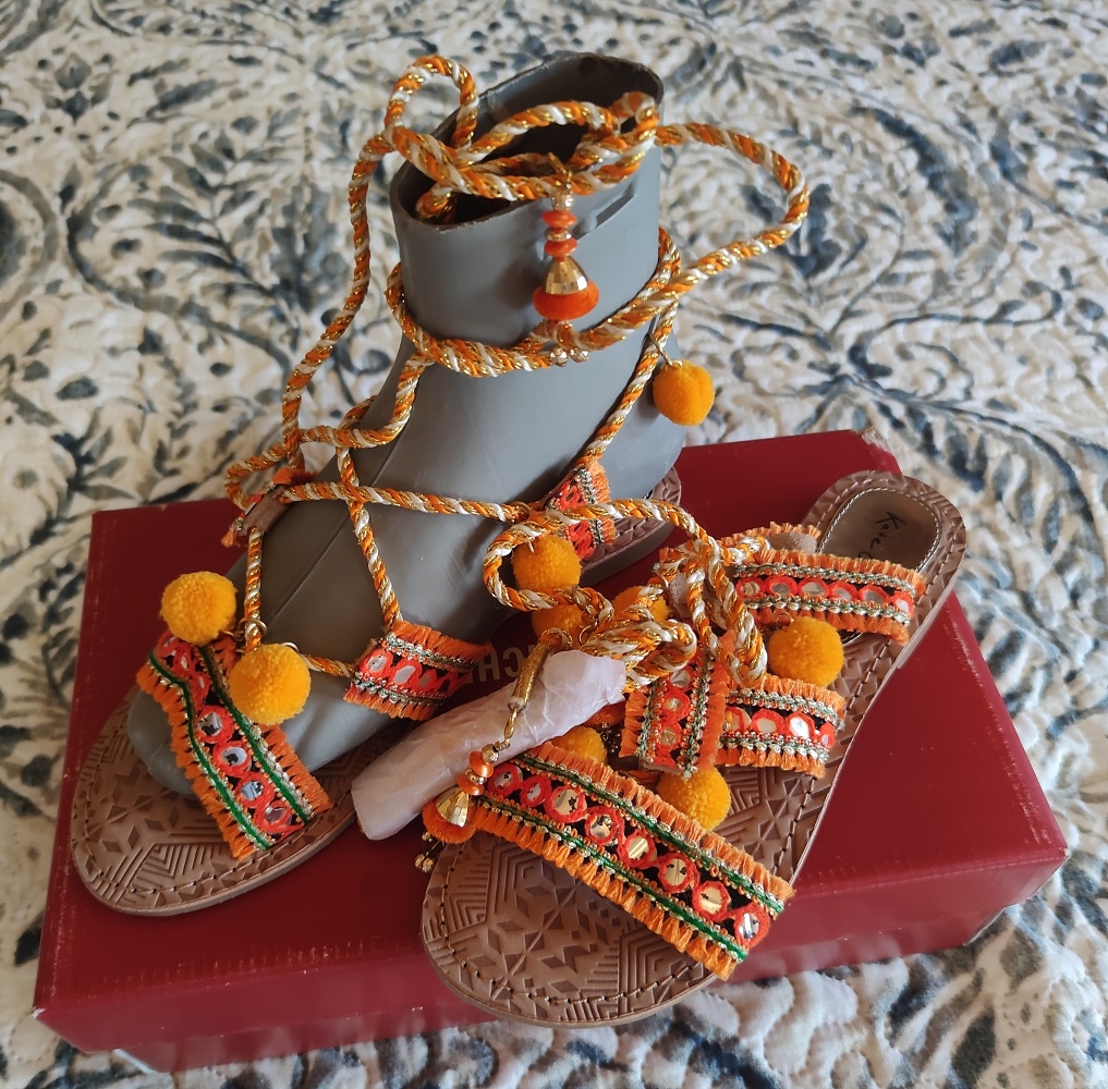 pom pom sandále Kate Gray 38 nové