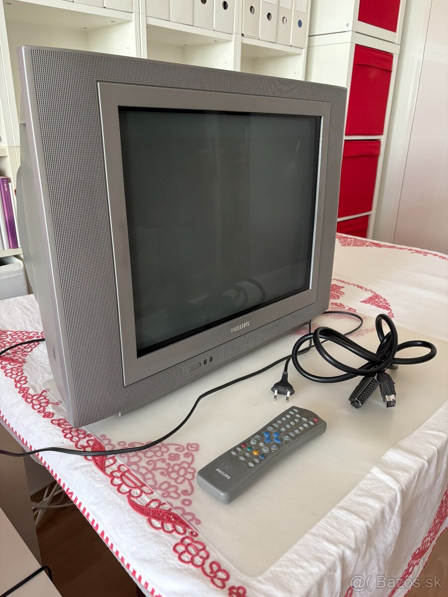 Darujem 25-ročný televízor Philips