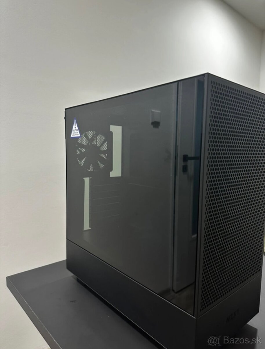 NZXT H5 Flow Čierna