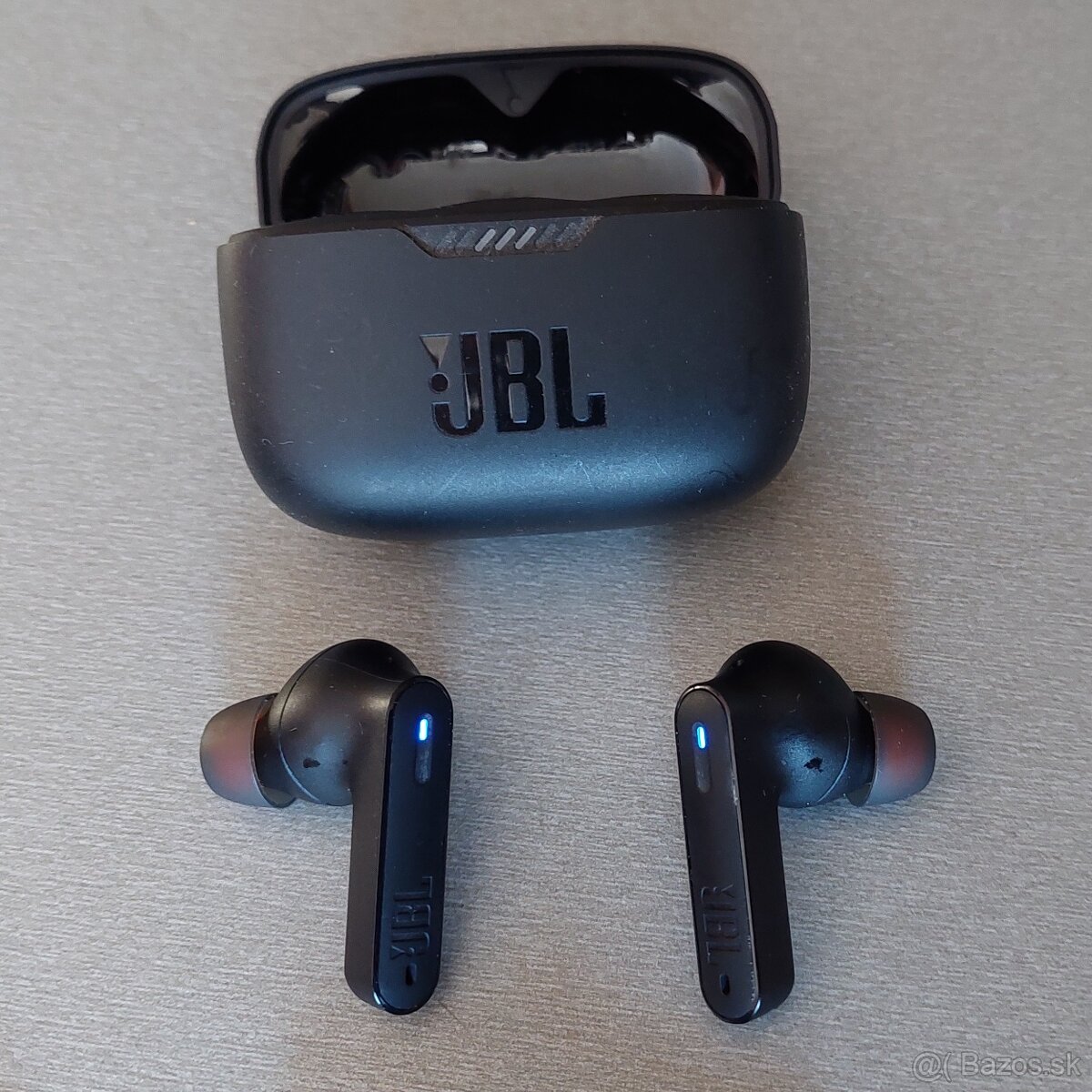 Predám slúchadlá JBL TUNE 230NC
