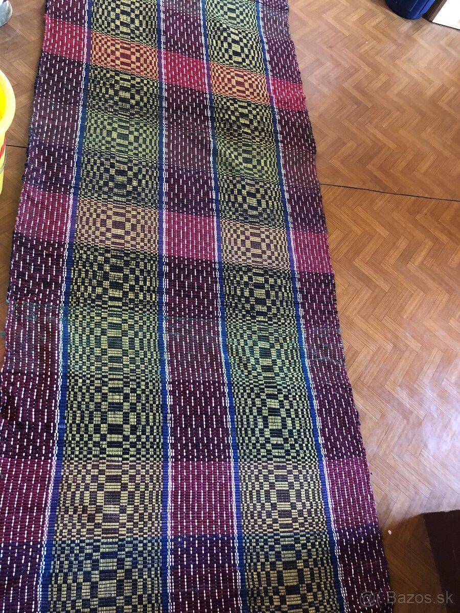 Ručne tkané koberce rozne druhy rozne dlžky(nové neoužite)