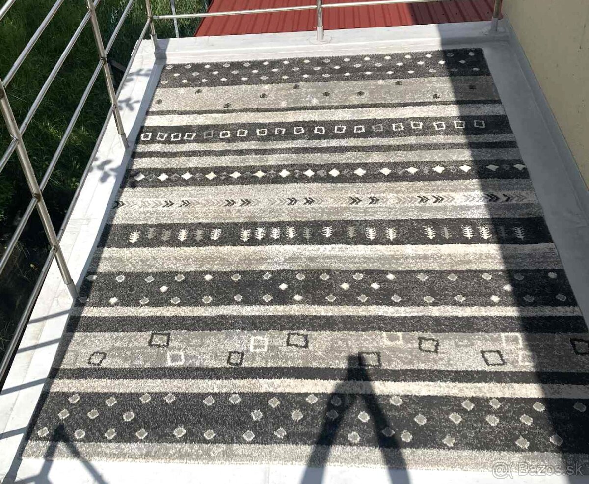 Predám koberce vo veľmi dobrom stave