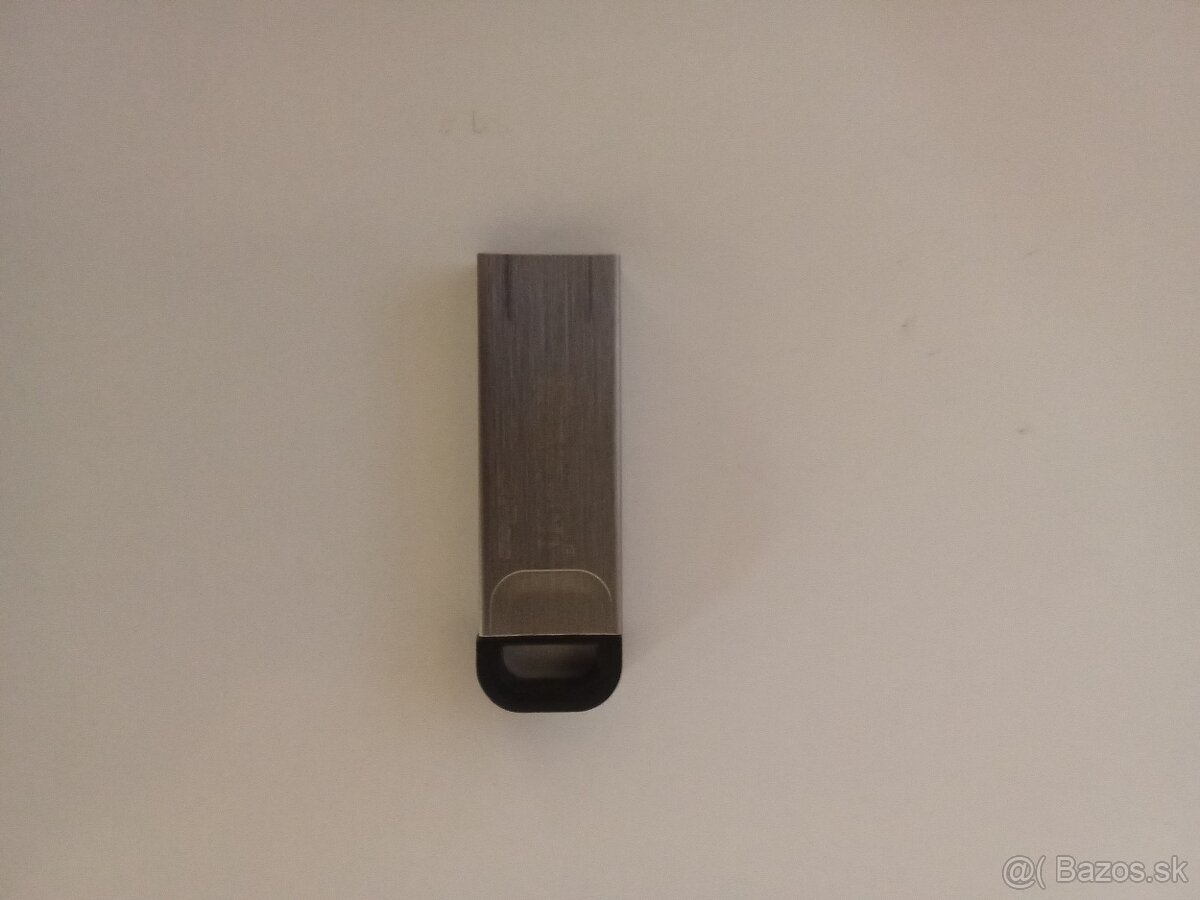 USB Kingston 32 gb