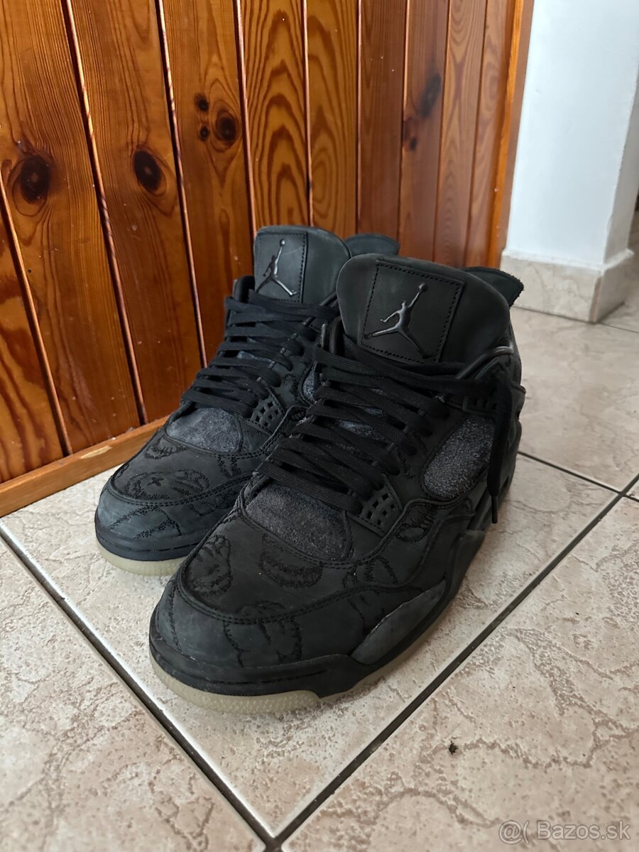 Jordan 4 Kaws Black