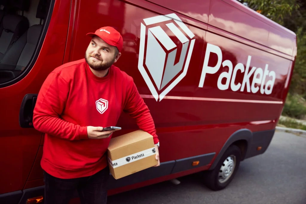 Kuriér-vlastné auto PACKETA