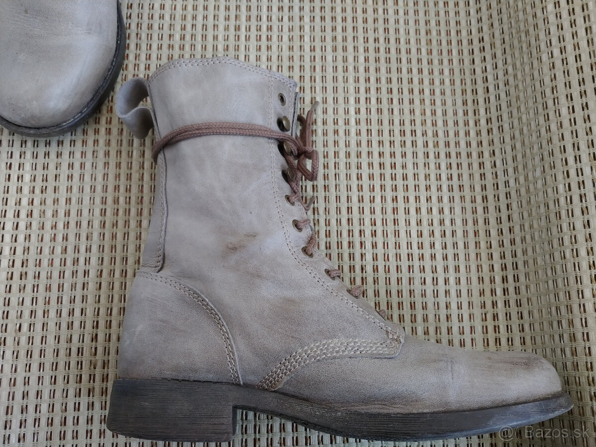 Kožené snurovacie topánky sivo-hnedé, veľkosť 39