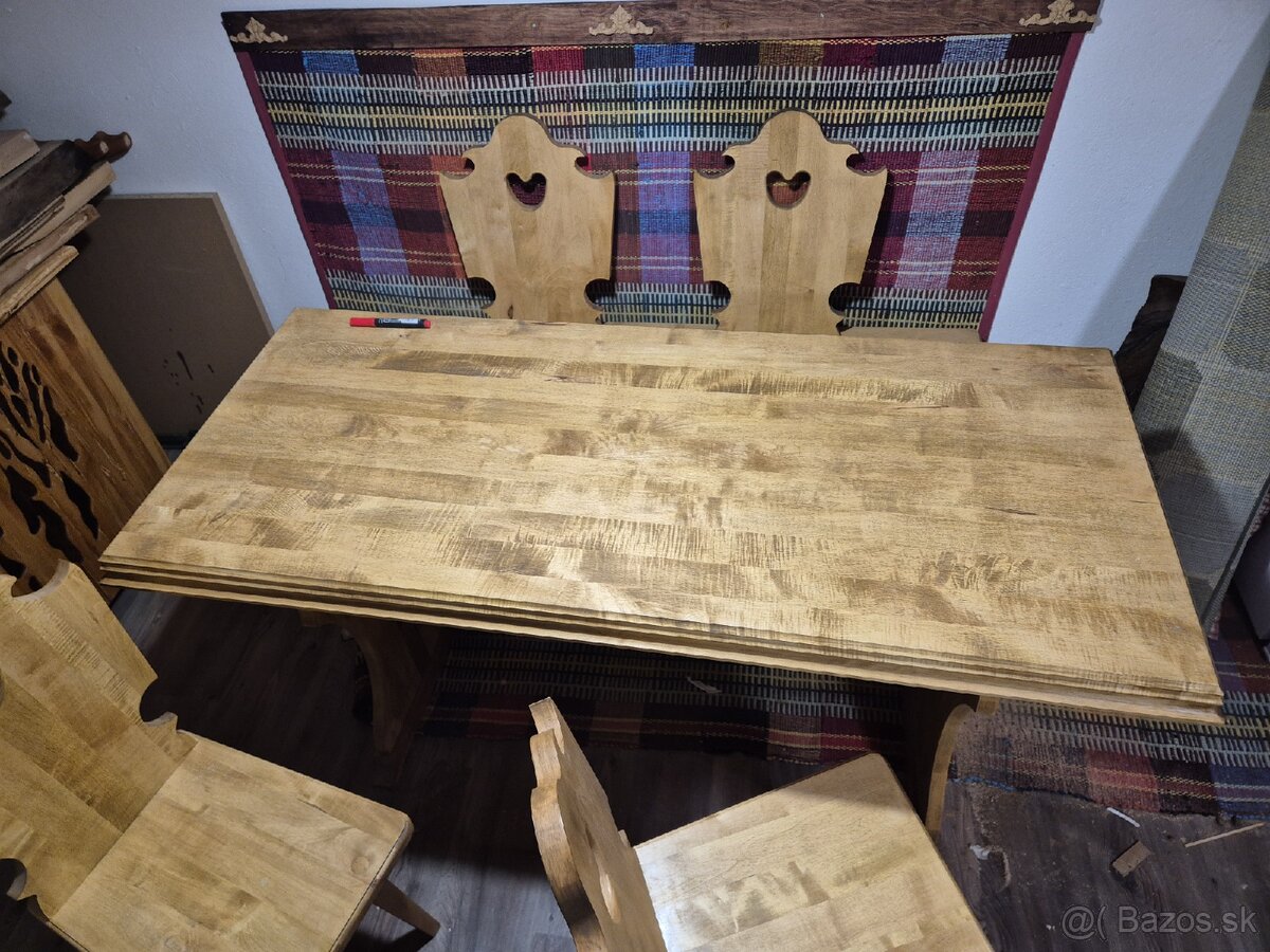 Luxusný jedálenský set z masívneho javora – NOVÝ